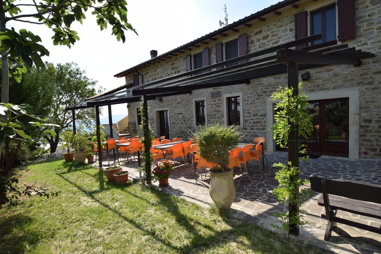 Agriturismo Terra Selvatica Valfabbrica Zewnętrze zdjęcie